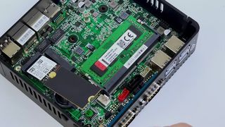 Minikomputer przemysłowy X30G Intel J6412 z 2 portami LAN 2 COM